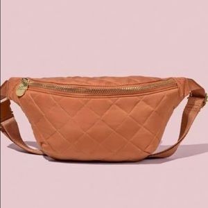 LOOKING FOR- Stoney clover lane (SCL) desert dreams Fanny pack OR tote